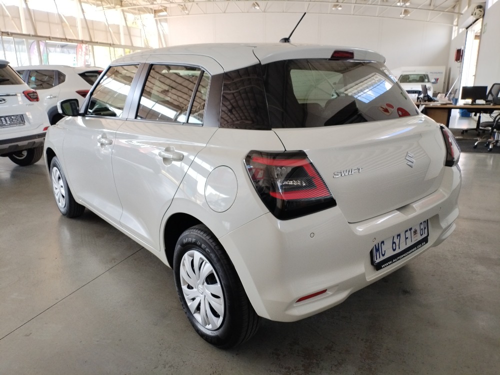 2025 SWIFT 1.2 GL