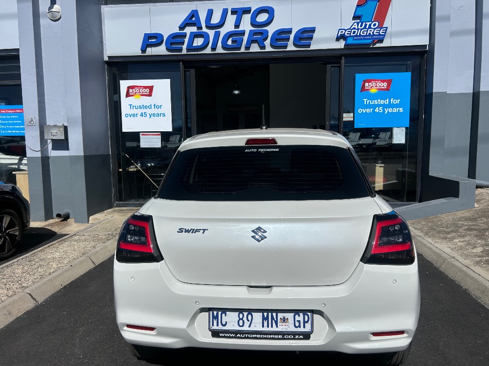 2025 SWIFT 1.2 GL