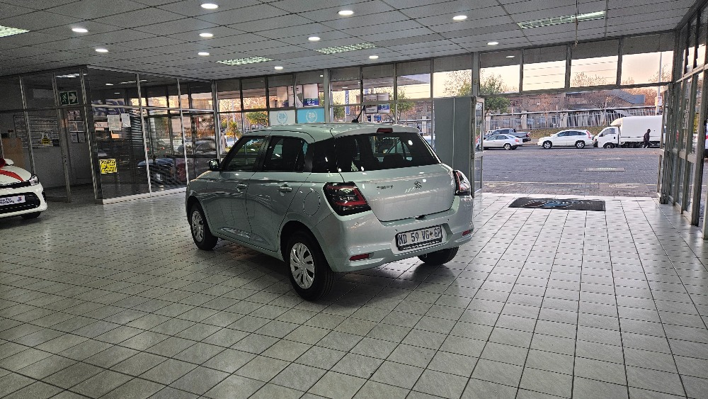 2025 SWIFT 1.2 GL