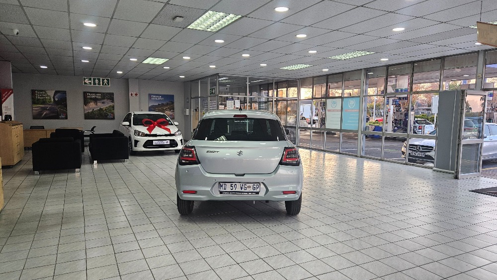 2025 SWIFT 1.2 GL