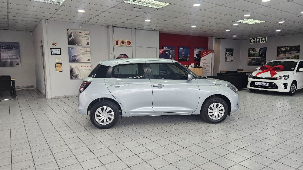 2025 SWIFT 1.2 GL