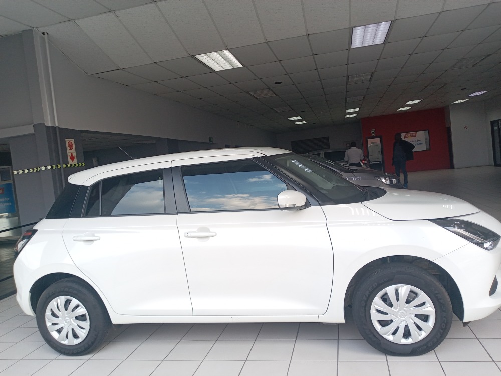 2025 SWIFT 1.2 GL