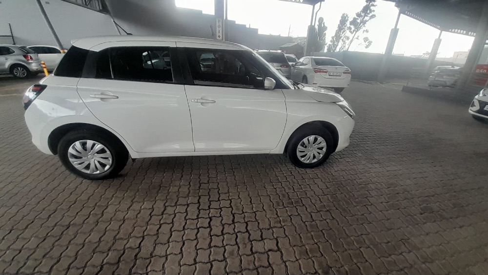 2024 SWIFT 1.2 GL