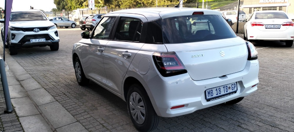 2024 SWIFT 1.2 GL