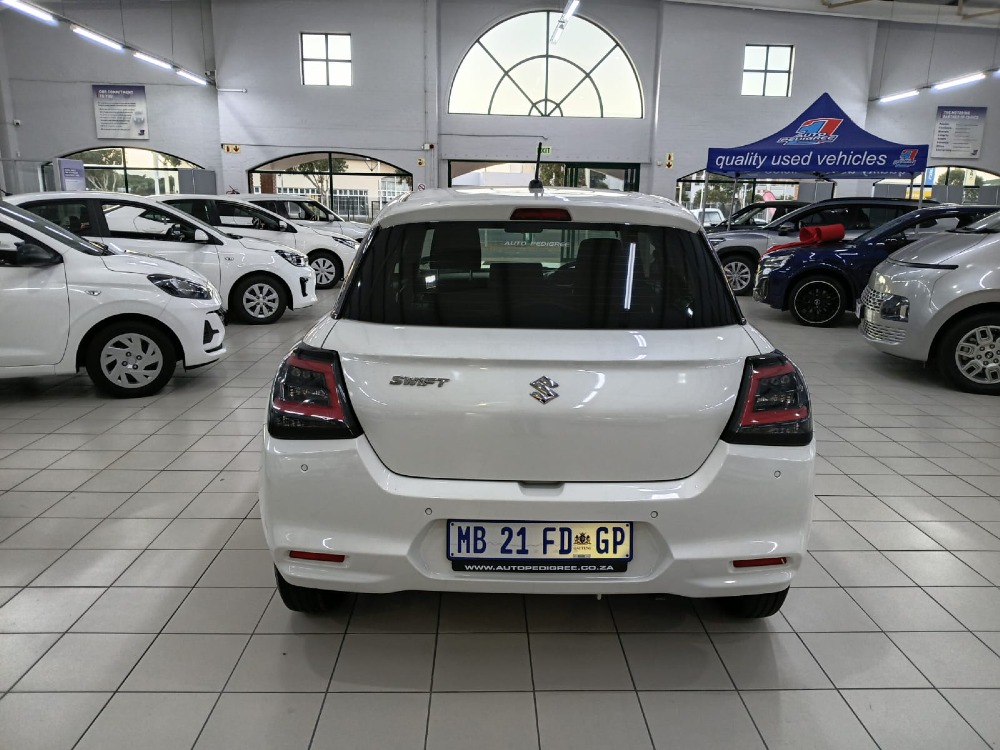 2024 SWIFT 1.2 GL