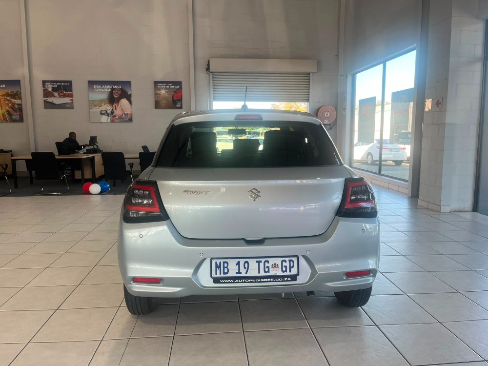 2024 SWIFT 1.2 GL