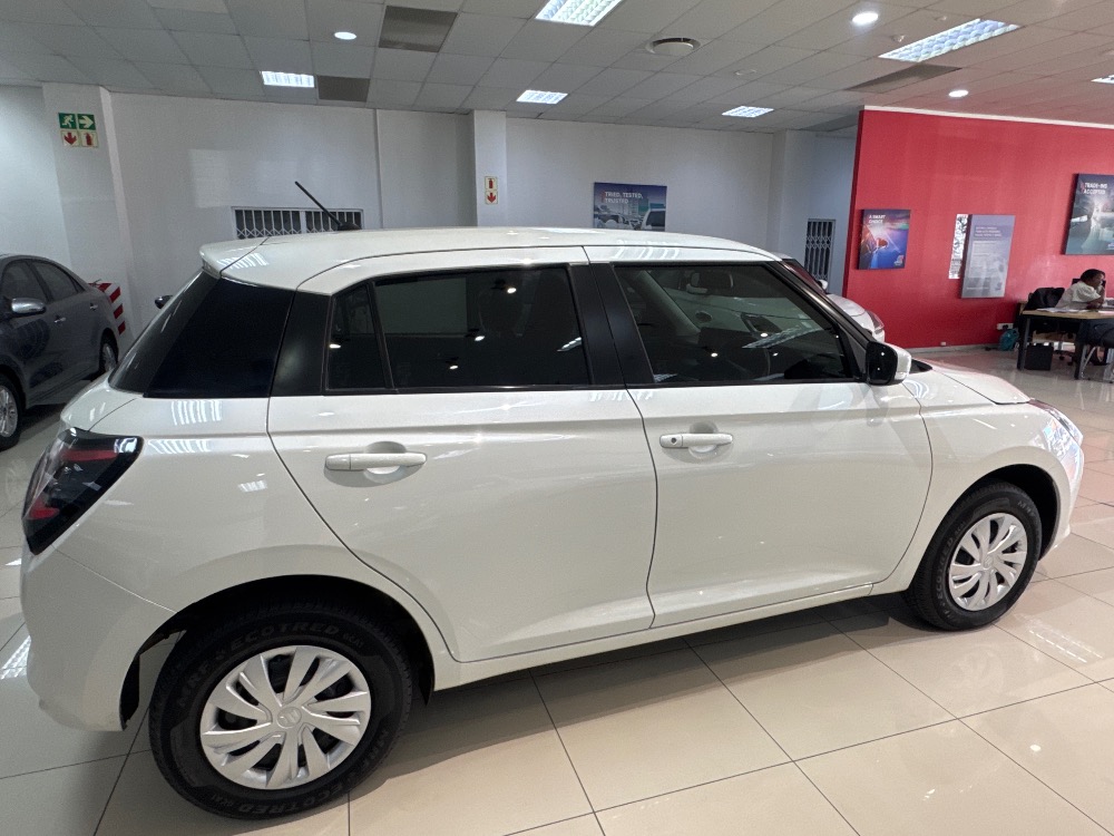 2024 SWIFT 1.2 GL
