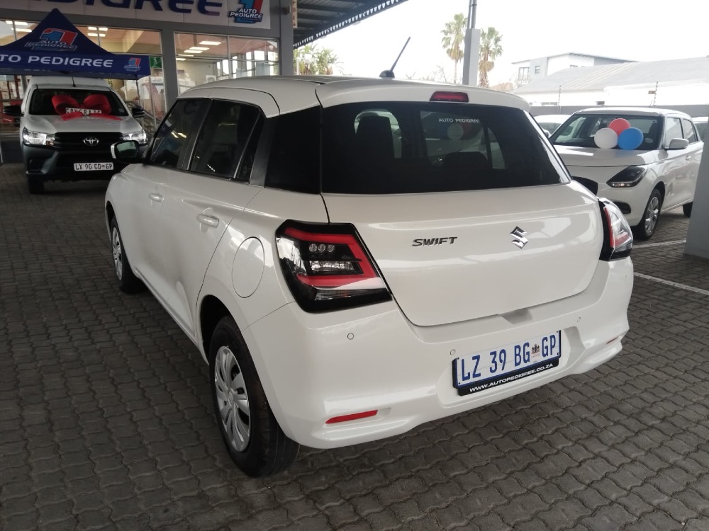 2024 SWIFT 1.2 GL