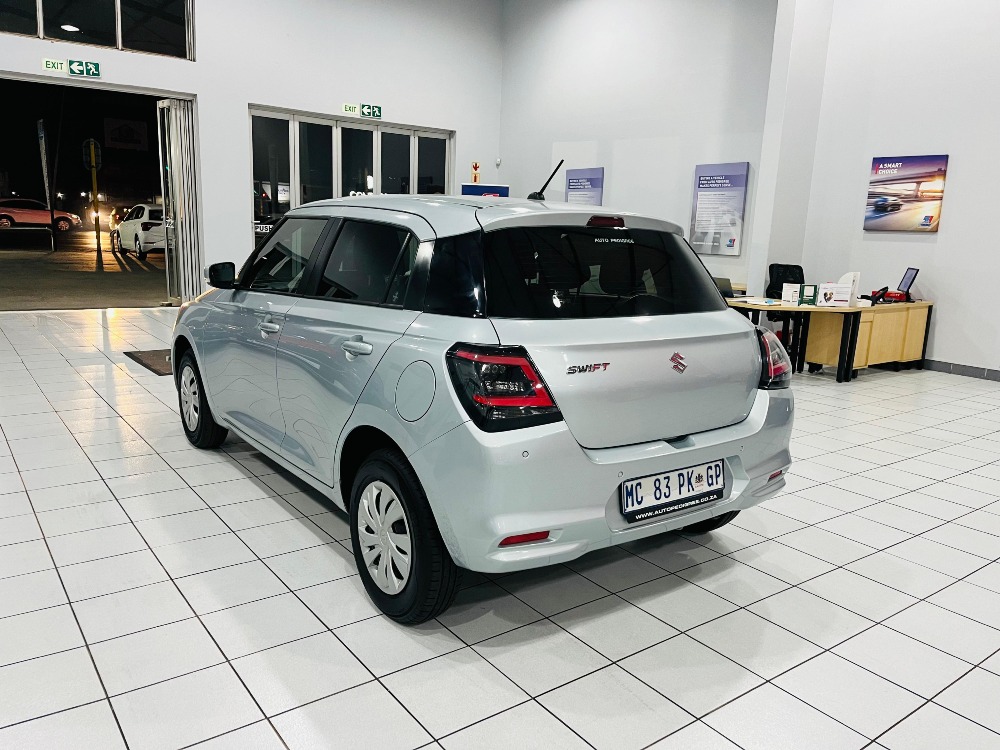2025 SWIFT 1.2 GL