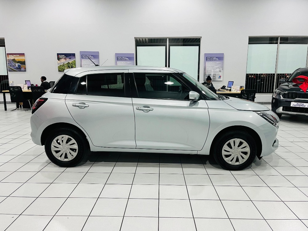 2025 SWIFT 1.2 GL