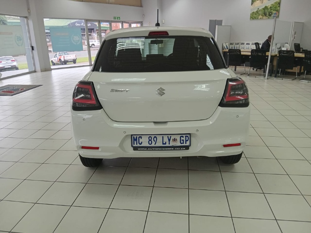 2025 SWIFT 1.2 GL