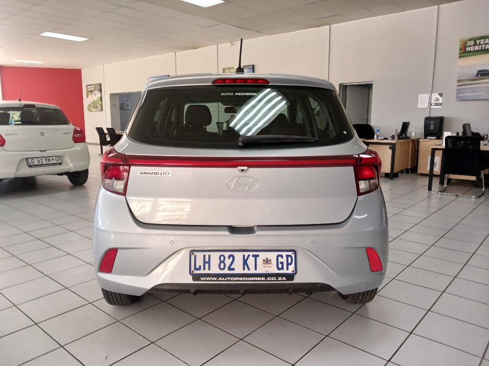 2023 GRAND i10 1.0 MOTION/PREMIUM