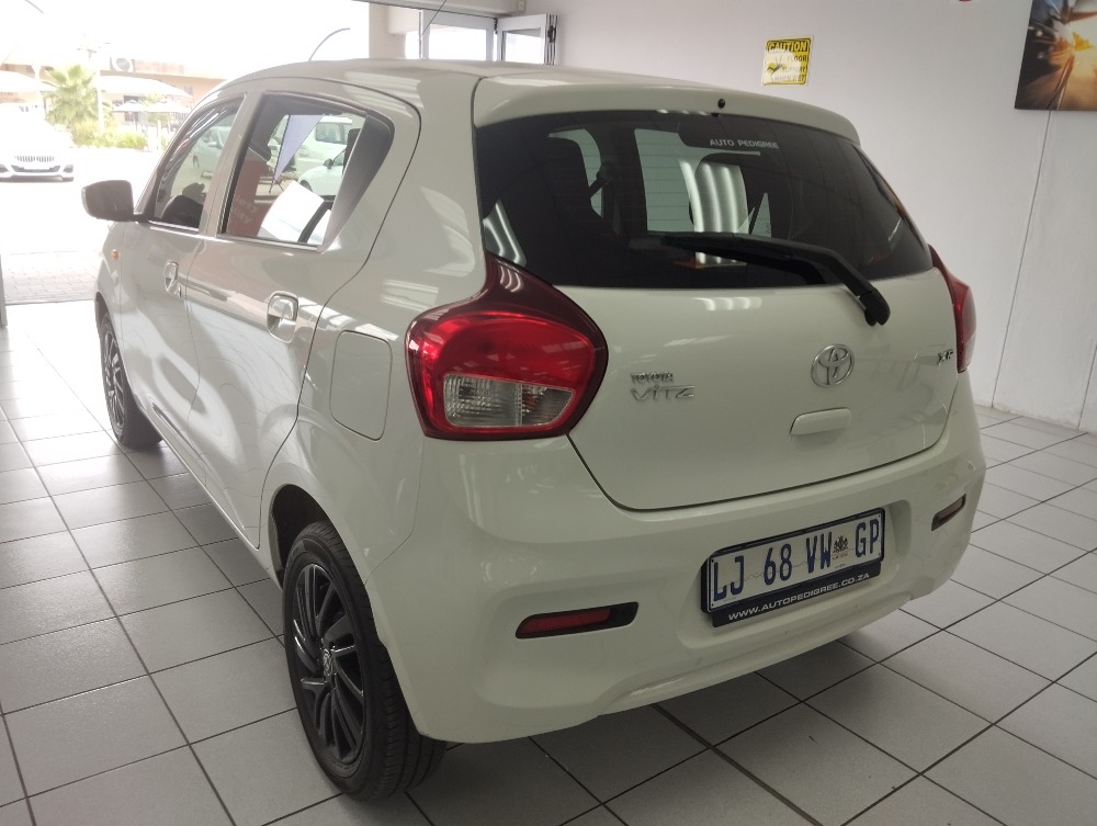 2023 VITZ 1.0 XR