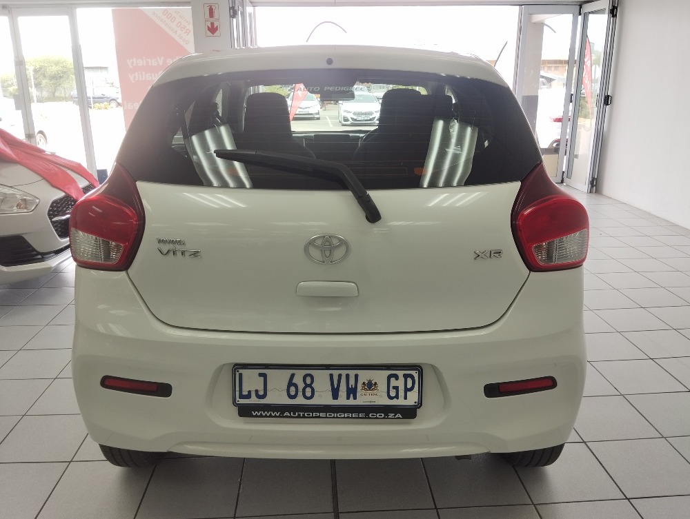 2023 VITZ 1.0 XR