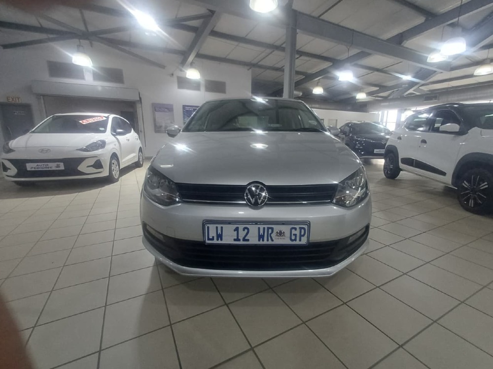2024 POLO VIVO 1.6 COMFORTLINE TIP (5DR)