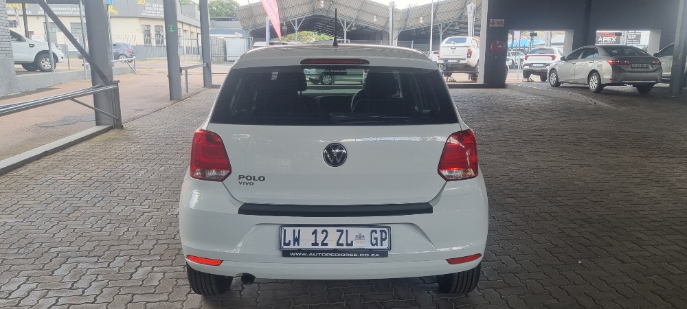 2024 POLO VIVO 1.6 COMFORTLINE TIP (5DR)