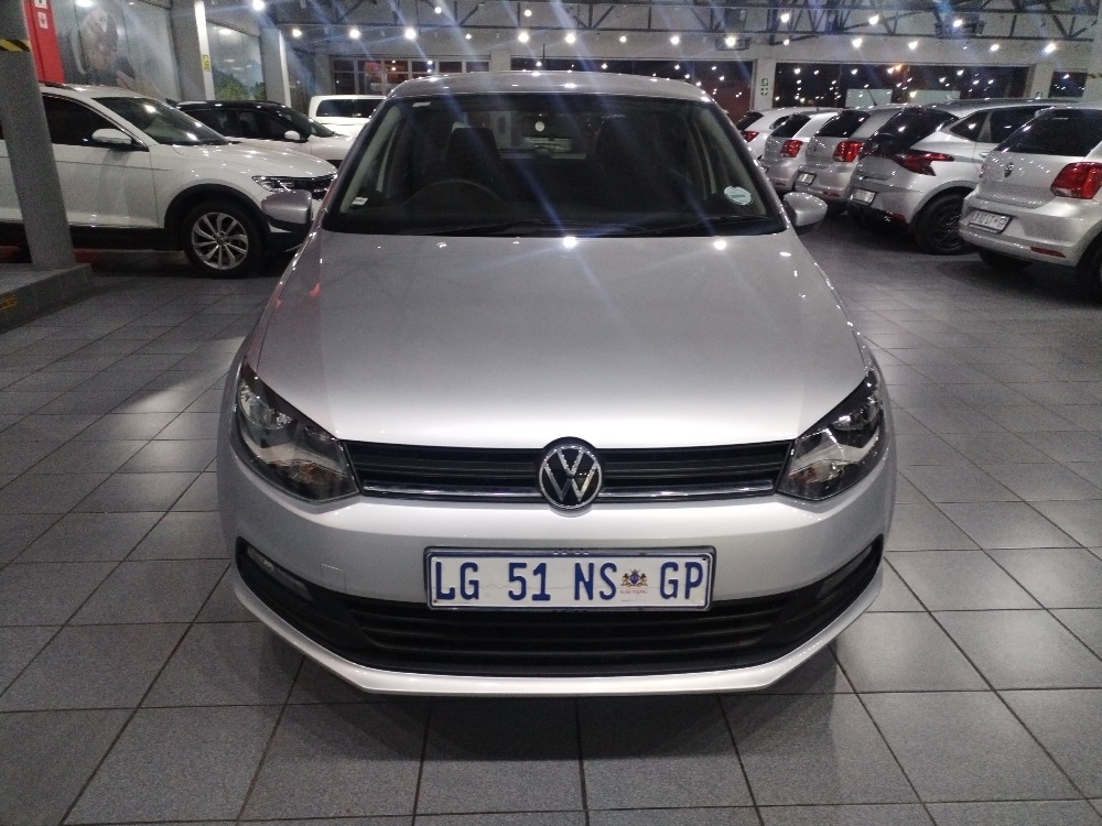 2023 POLO VIVO 1.6 COMFORTLINE TIP (5DR)