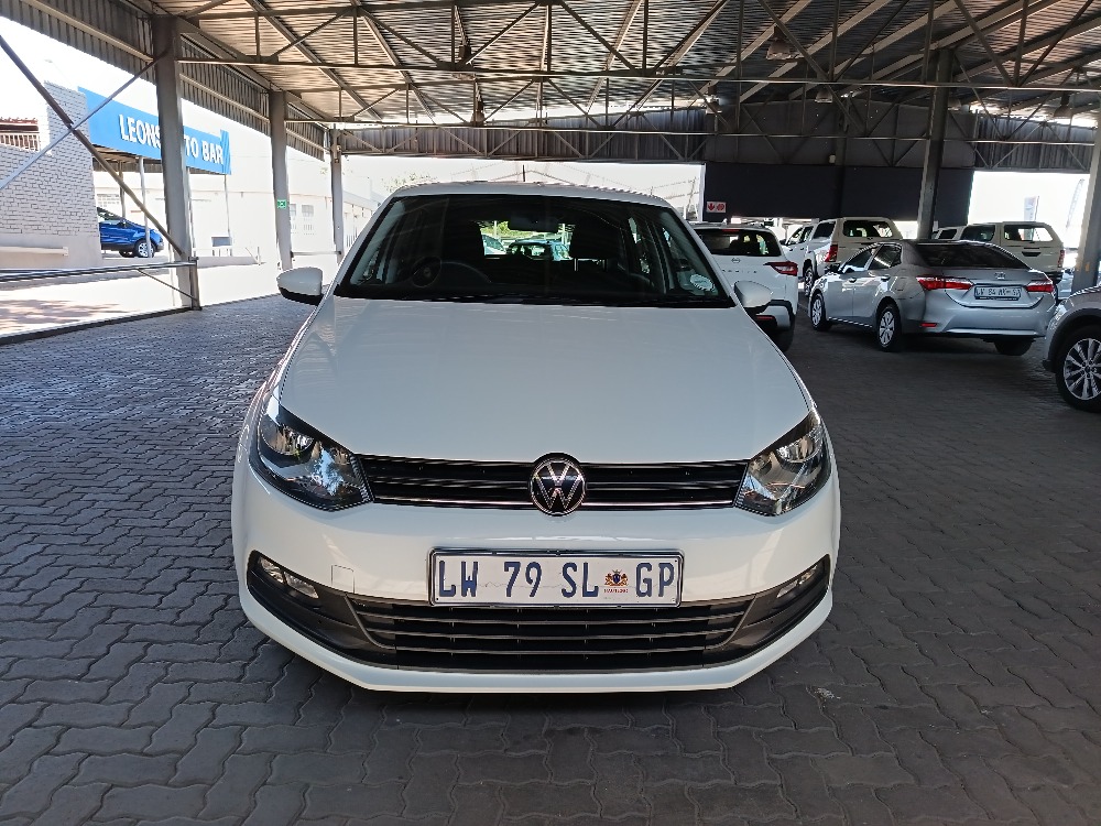 2024 POLO VIVO 1.6 COMFORTLINE TIP (5DR)