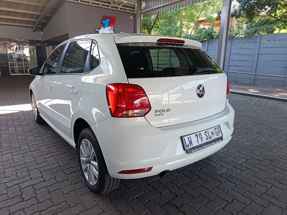 2024 POLO VIVO 1.6 COMFORTLINE TIP (5DR)