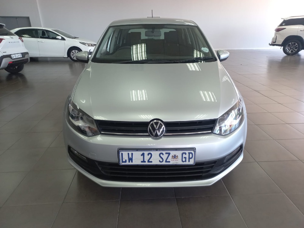 2024 POLO VIVO 1.6 COMFORTLINE TIP (5DR)