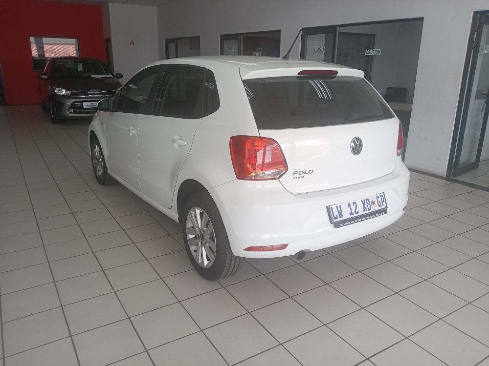 2024 POLO VIVO 1.6 COMFORTLINE TIP (5DR)